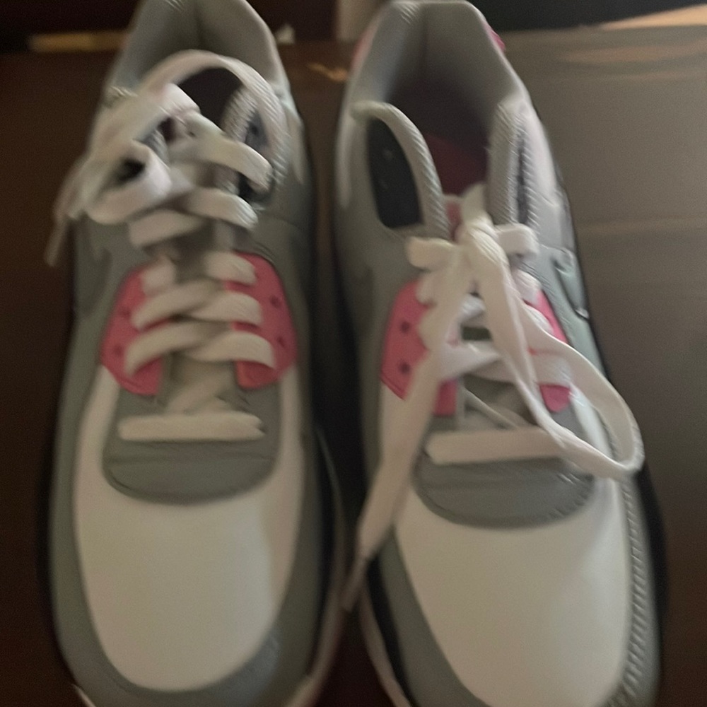 girls nike air shoes